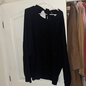 Women’s aerie bow detail back Black Pullover Sweeatshirt- Classic Crewneck